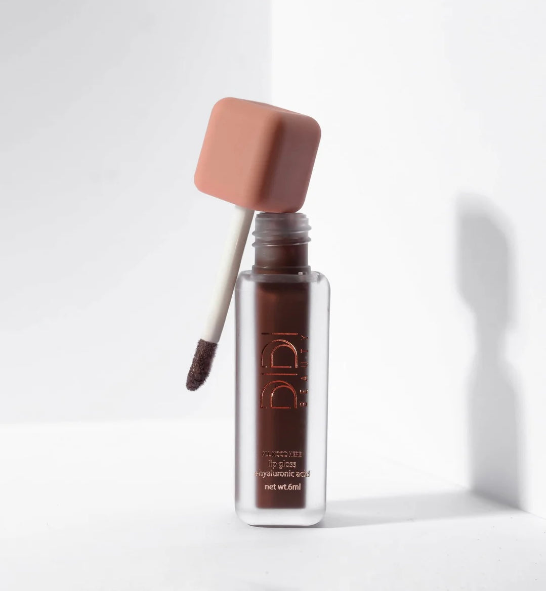 Didi Beauty All Nood here lip gloss
