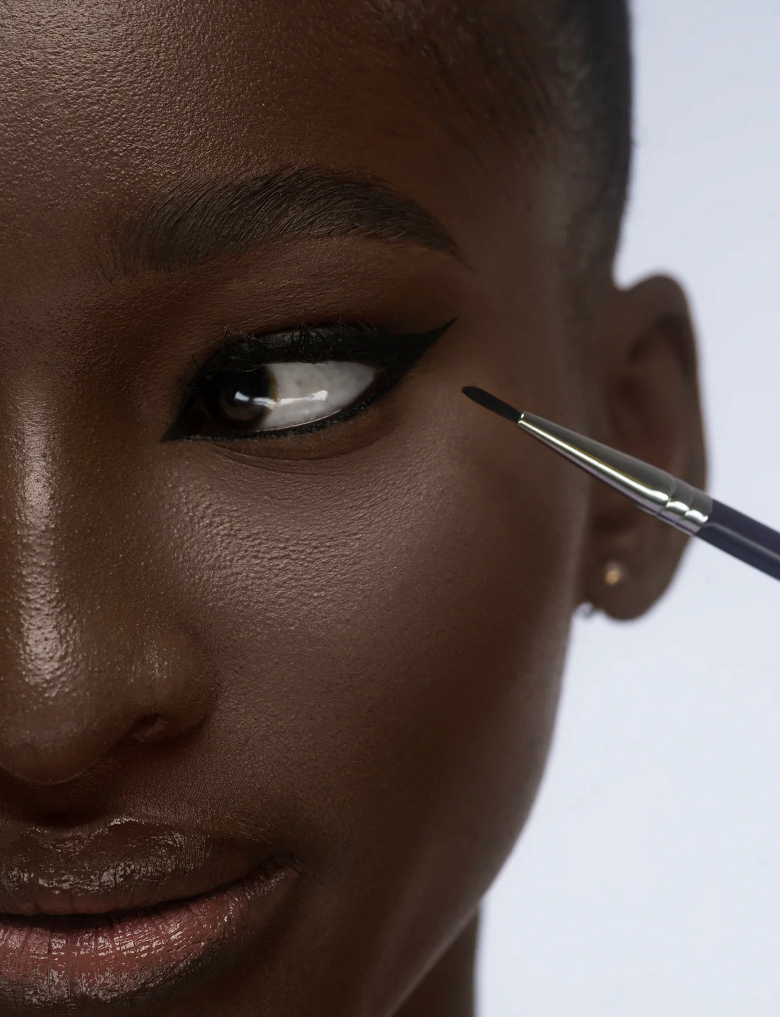 Yanga Beauty Fine Liner Brush