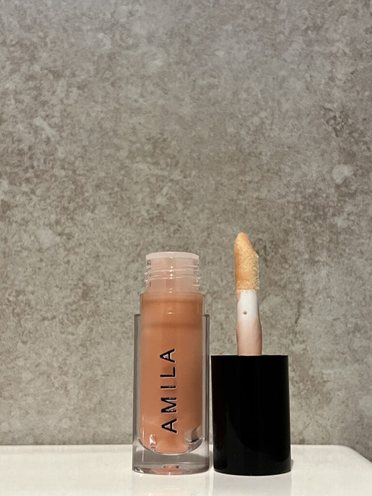 Amila Lip Oil